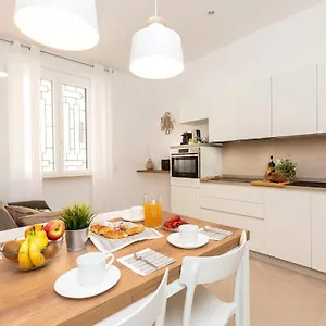 Holiday home Colosseum Holidays - Marco Aurelio, Rome